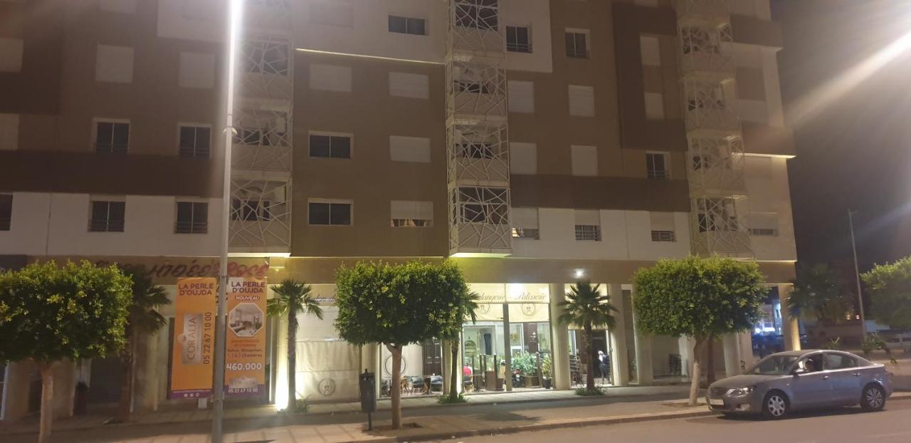 Coralia Bel F3 Clim Wifi Parking Prive Iptv Appartement Oujda Buitenkant foto
